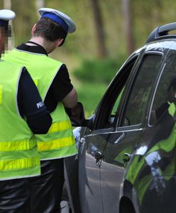 Telefon na czerwonym świetle: policja mówi coś innego niż sąd