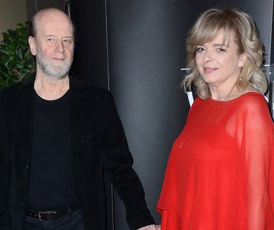 "Dzień Dobry TVN". Katarzyna Grochola 9 miesięcy temu wzięła ślub ze Stanisławem Bartosikiem. Nikomu się nie pochwaliła