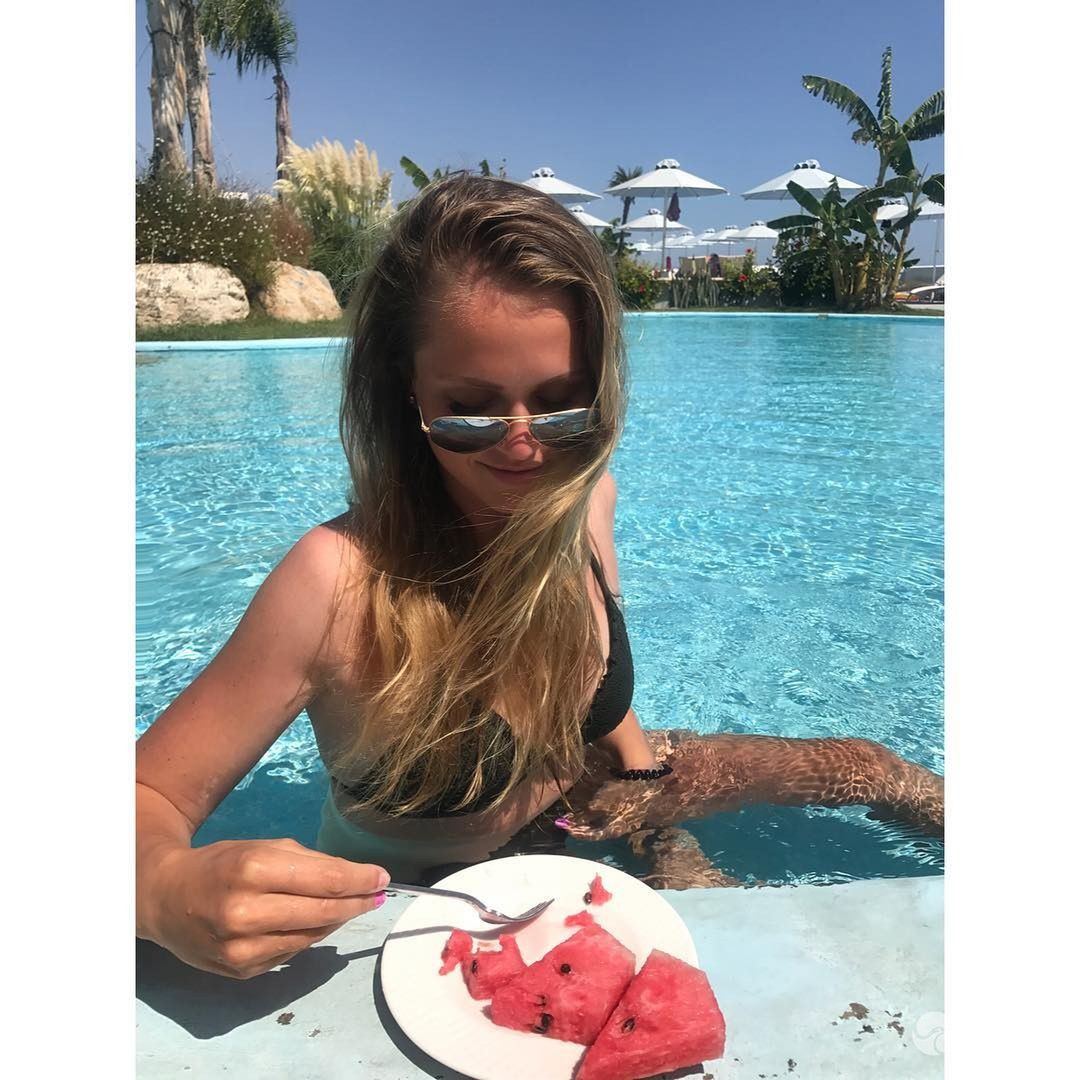 Pola Lis w bikini - wakacje w Grecji