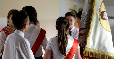 Czy to dobrze, że rok szkolny startuje w poniedziałek?