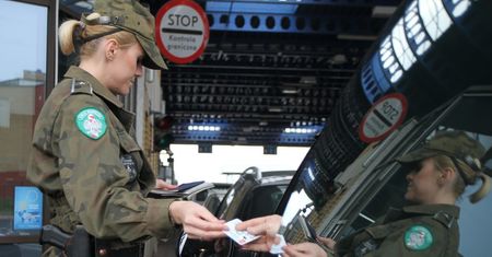 ISIS niczym MI6. Europa stała otworem dla ich paszportów "in blanco"