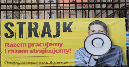 Włoski strajk nauczycieli przesunięty. Nauczyciele ciągle mają w pamięci koszty kwietniowego protestu