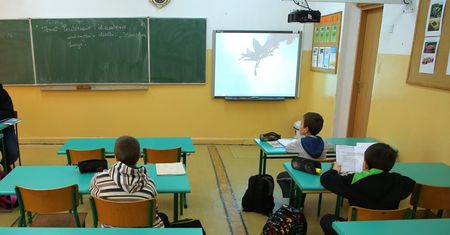 Incydent w szkole. Nauczyciel i radny, który startował z list PiS, "był mocno zdenerwowany"