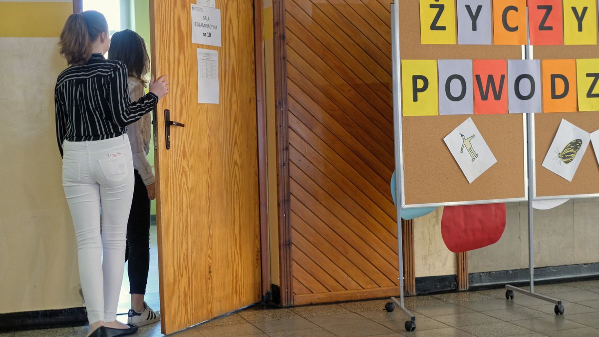 Nauczyciele mogą "przebierać" w ofertach pracy. Może zabraknąć 11 tys. osób