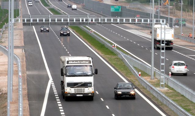 viaAUTO: od 2013 r. e-myto na wszystkich autostradach