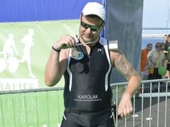 Tomasz Karolak ukończył triatlon