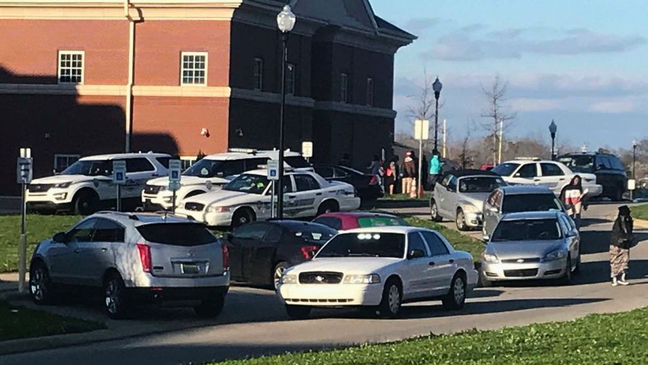 Postrzelona uczennica zmarła w drodze do szpitala