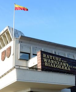 Warszawa. Spór o krzyż na Białołęce. Radni PiS zabiegają o powrót