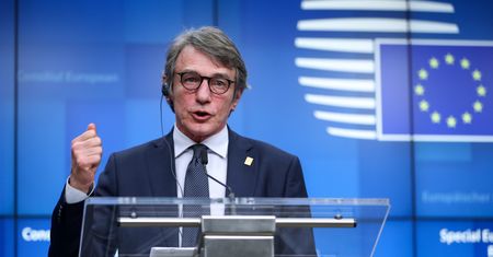 Koronawirus z Chin. Parlament Europejski odwołuje 130 wydarzeń