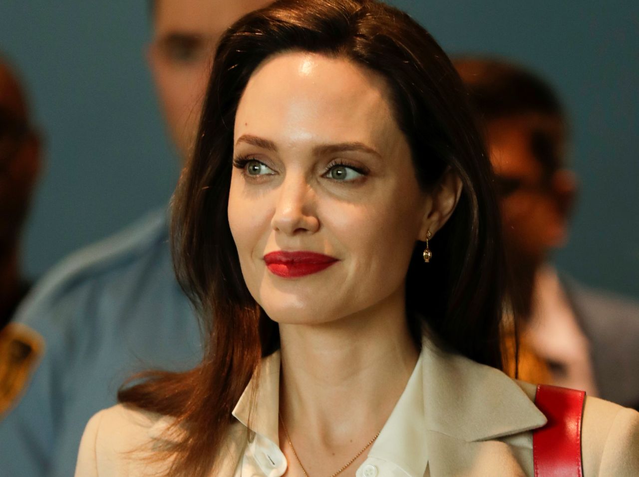 Angelina Jolie odprowadziła syna na uniwersytet. Maddox zaczyna studia