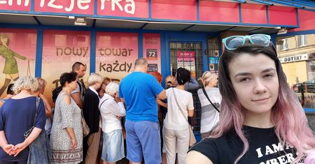 Bitwa o używane ubrania? Ceny w second handach nie zachęcają