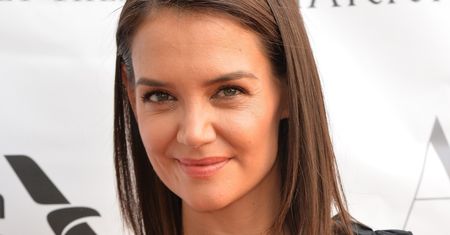 Katie Holmes ubrała się jak własna babcia. To nie była jej najlepsza kreacja
