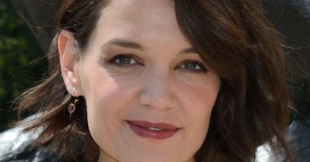 Katie Holmes w urokliwej kreacji. Wyglądała olśniewająco!