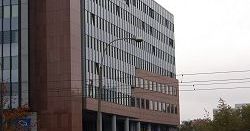 Wybuch bomby w biurowcu w Warszawie