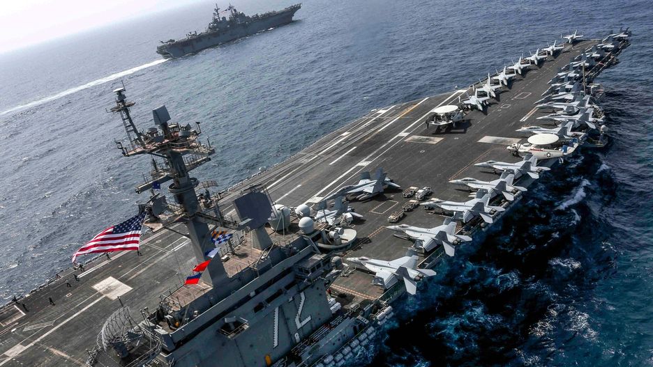 USS Abraham Lincoln płynie w kierunku Zatoki Perskiej