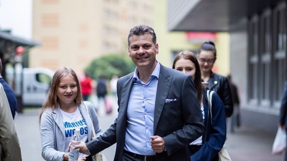 Mariusz Wołosz chce pomóc rodzeństwu z Bytomia