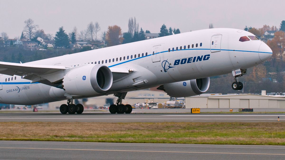 787 ZA006 Record Flight TakeoffK65515