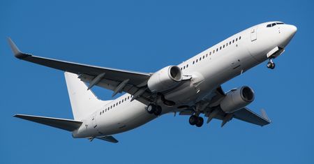 Samoloty mają niepokojące pęknięcia. Boeingi przejdą pilną kontrolę