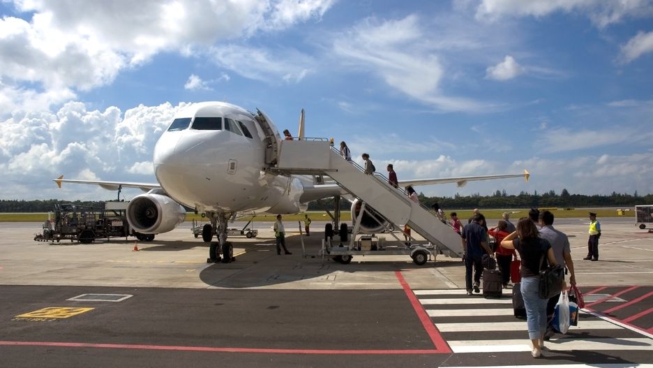 ULC jest odpowiedzialny m.in. za wydawanie pozwoleń i licencji