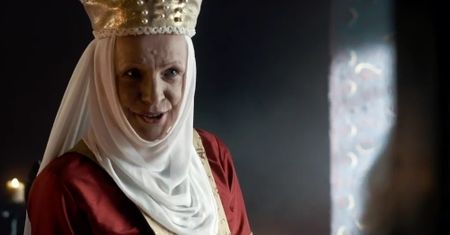 Halina Łabonarska nie nazywa "Korony królów" hitem. "Ocenię, jak się zdecyduję kiedyś obejrzeć"