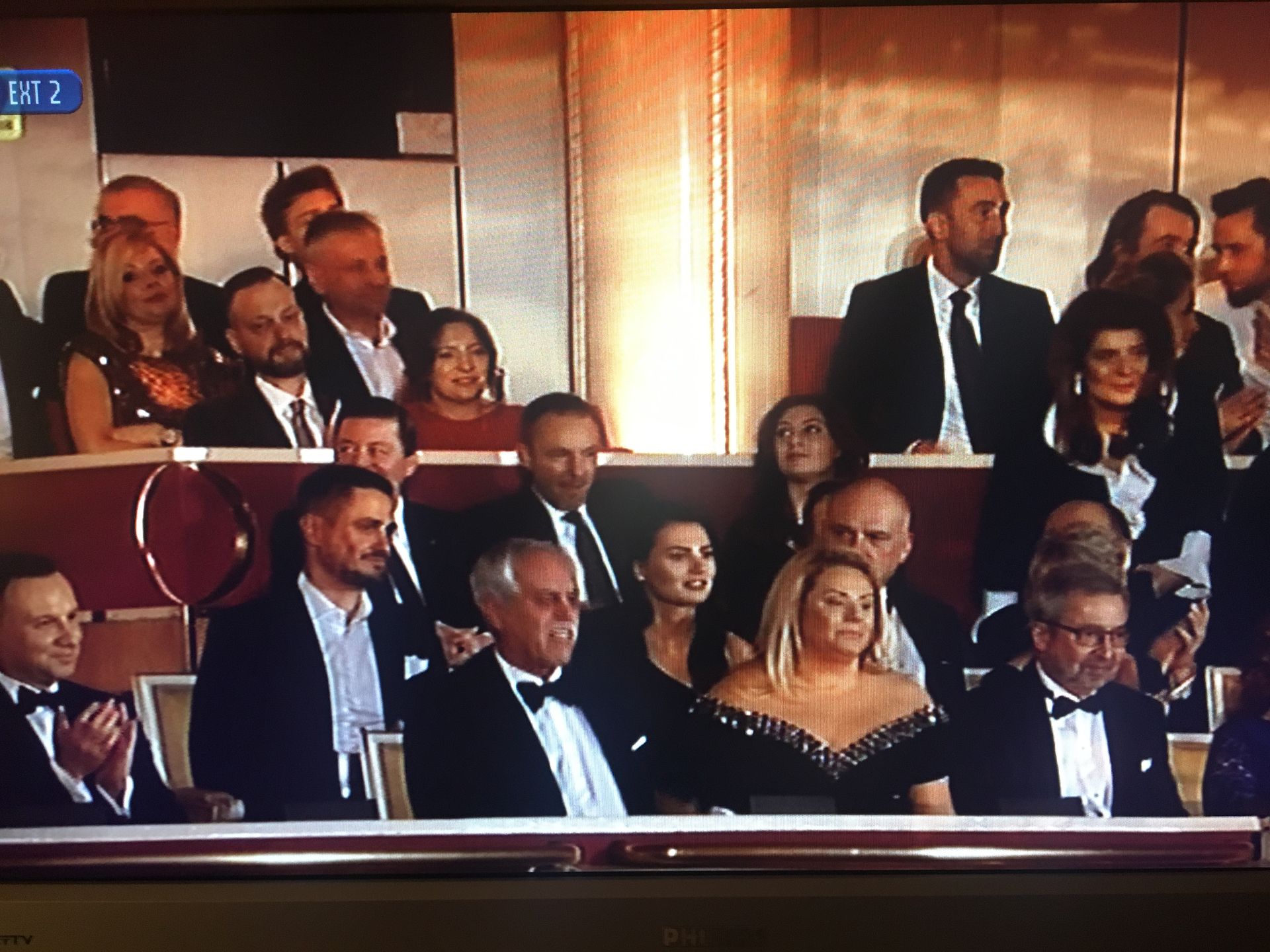Andrzej Duda i Zygmunt Solorz w honorowej loży