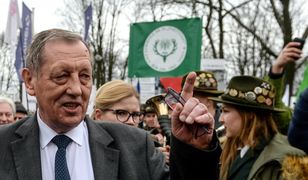 Los jeleni w rękach Jana Szyszko. Minister chce odstrzału, ekolodzy nie mają złudzeń: chodzi o myśliwych