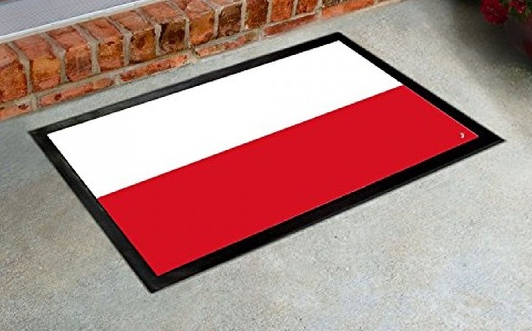 Wycieraczki z polską flagą w znanym sklepie internetowym