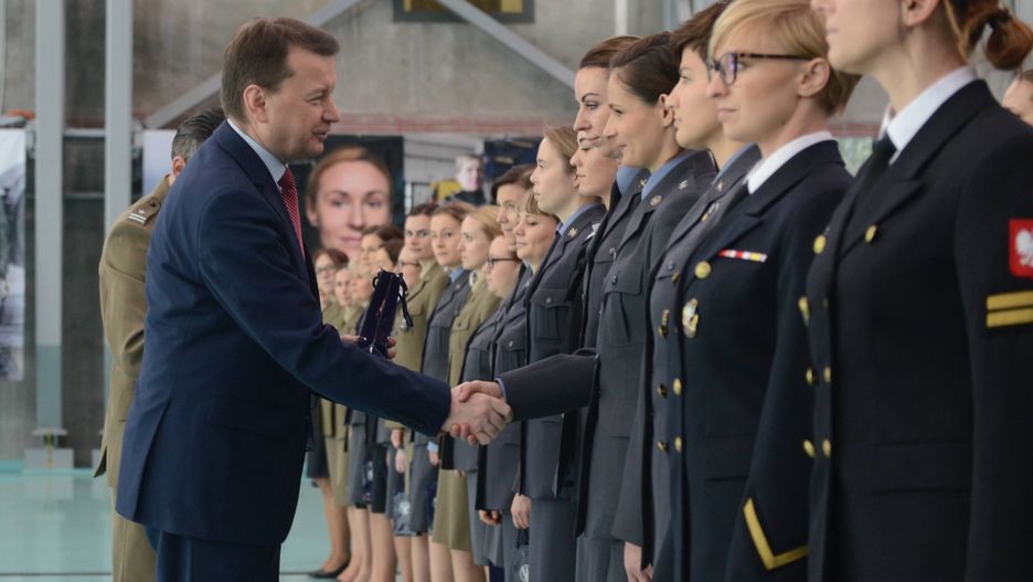 Mariusz Błaszczak chwali kobiety za "niezwykłą siłę i energię"
