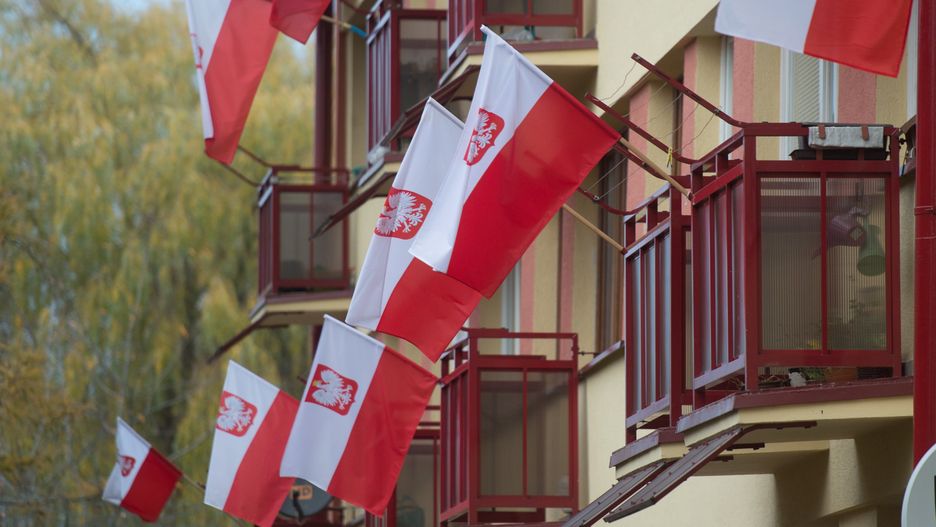 Barwy na fladze RP muszę mieć proporcje 5:8