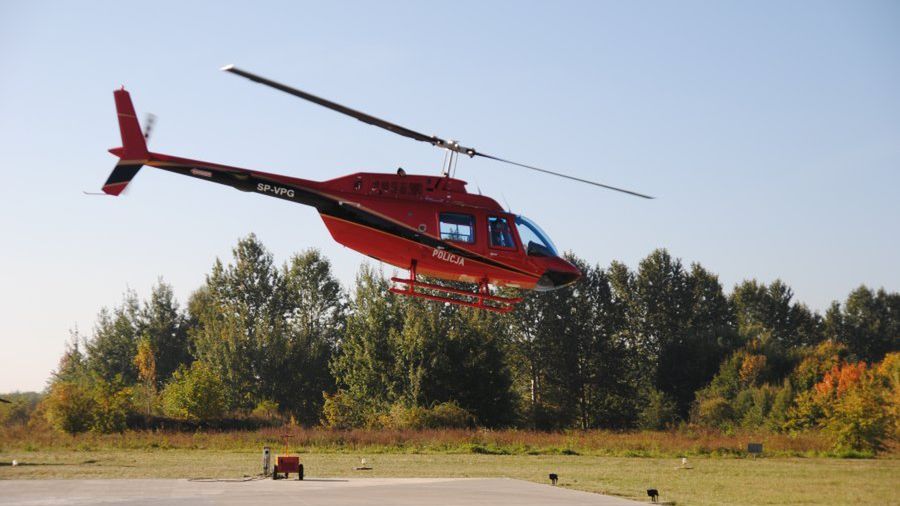 Policyjny Bell 206B ma silnik Rolls-Royce o mocy 420 koni mechanicznych