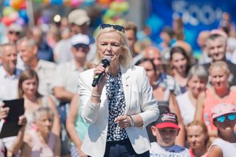 Pierwsze 500+ już wypłacone. Minister pogratulowała rekordziście