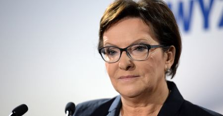 Polityk PiS zaproponował Ewie Kopacz debatę w obcym języku. Porównała go do Bismarcka