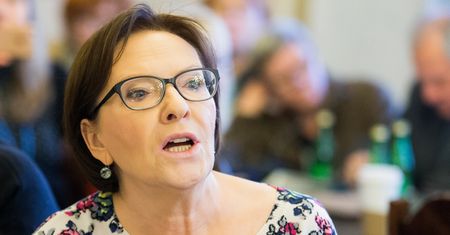 Platforma ma problem z Ewą Kopacz. Szuka dla niej miejsca