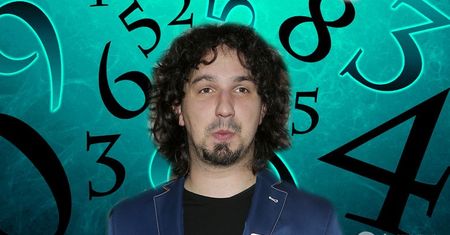 8 listopada - jesteśmy pod wpływem bardzo mocnych liczb! Jak to wykorzystać - porada numerolog Teano i horoskop urodzeniowy!