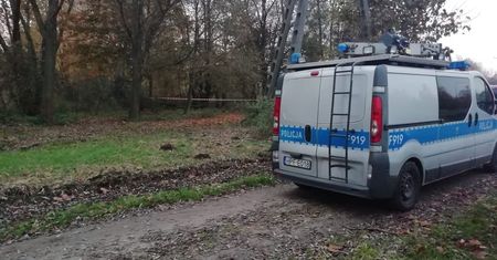 Łódzkie. Wstrząsające odkrycie w Bełchatowie. Nastolatkowie znaleźli zwłoki