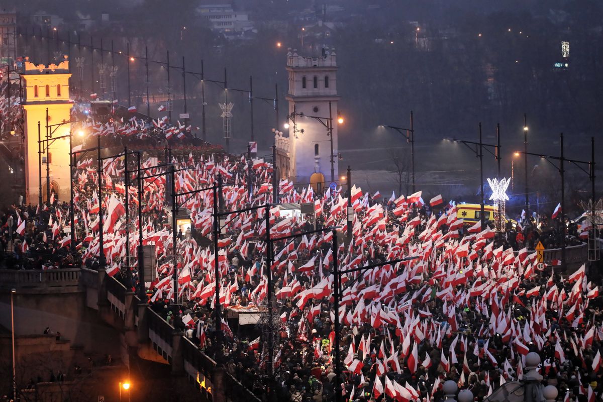Znamy frekwencję w Warszawie. 200 tys. Polaków wzięło udział w "Biało-Czerwonym Marszu"