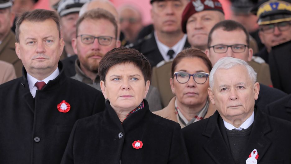 Mariusz Błaszczak, Beata Szydło i Jarosław Kaczyński na obchodach stulecia niepodległości