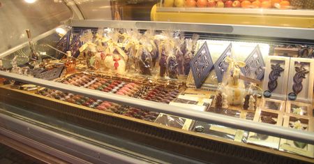 Czekoladki w kształcie sera. Tegoroczny hit Krupówek