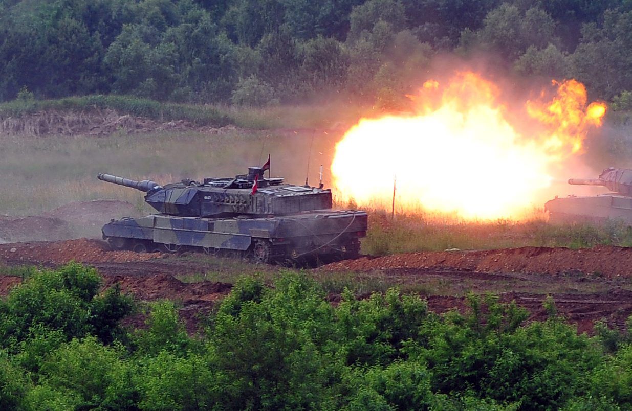 Czołgi Leopard otrzymały nową amunicję. Wyprodukował ją polski zakład