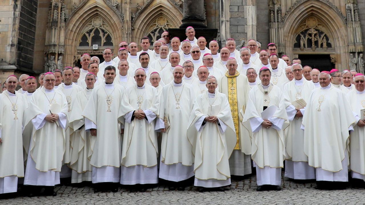 "Hipokryzja". Grzech w Kościele, o którym się nie rozmawia