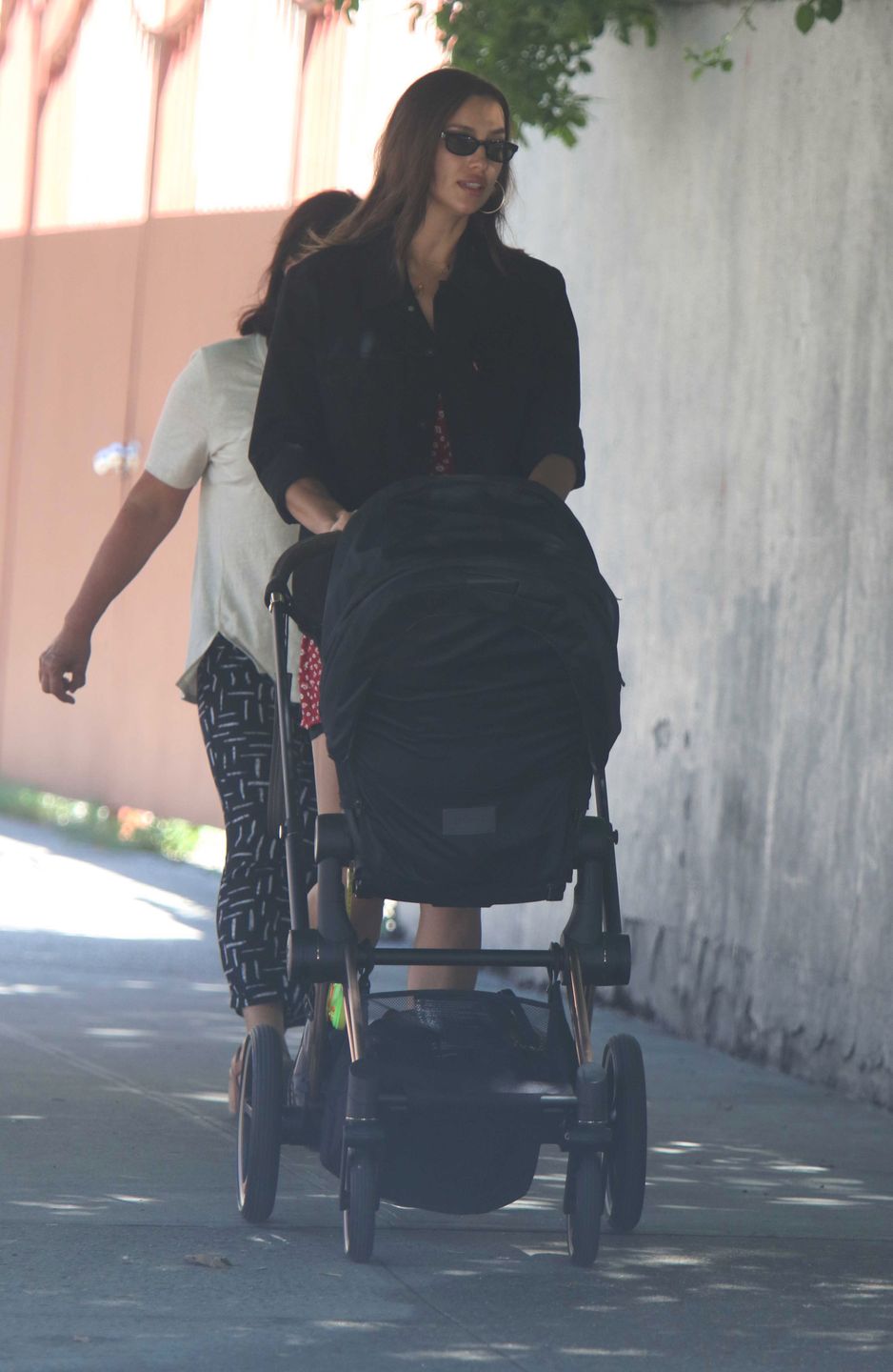 Irina Shayk na spacerze z Leą