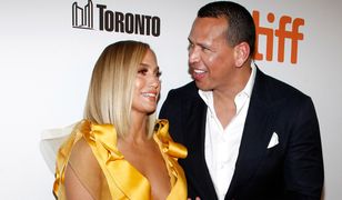 Olśniewająca narzeczona. Jennifer Lopez pokazała zdjęcia z przyjęcia zaręczynowego