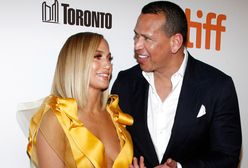 Olśniewająca narzeczona. Jennifer Lopez pokazała zdjęcia z przyjęcia zaręczynowego