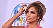 Taką Jennifer Lopez rzadko widzimy. Rozczochrana i w szlafroku