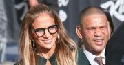 Jennifer Lopez i jej seksowne okulary