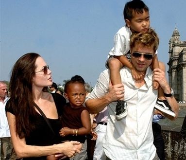 Brad Pitt i Angelina Jolie chcą adoptować