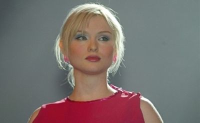Sophie Ellis Bextor chora na eBay