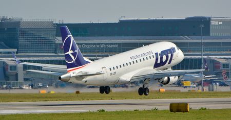 "Cisza nocna" na warszawskim Lotnisku Chopina? To bardzo możliwe