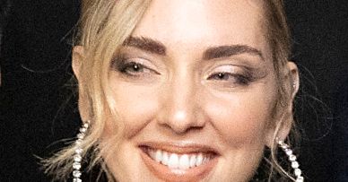 Kontrowersje w krainie Pandoro: Chiara Ferragni i skandal z fasadową charytatywnością.