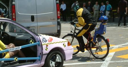 Rowerzysta nie ma szans